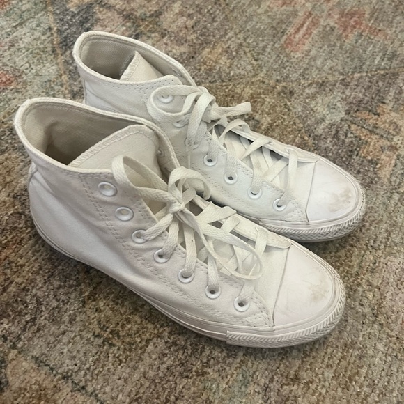 All white high top Converse - Picture 1 of 6